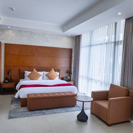 Alisa Hotel Tema Luaran gambar
