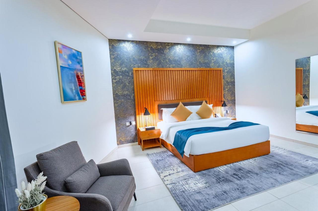 Alisa Hotel Tema Luaran gambar
