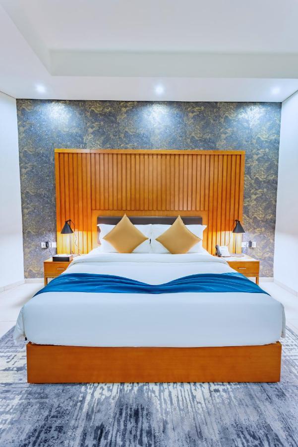 Alisa Hotel Tema Luaran gambar