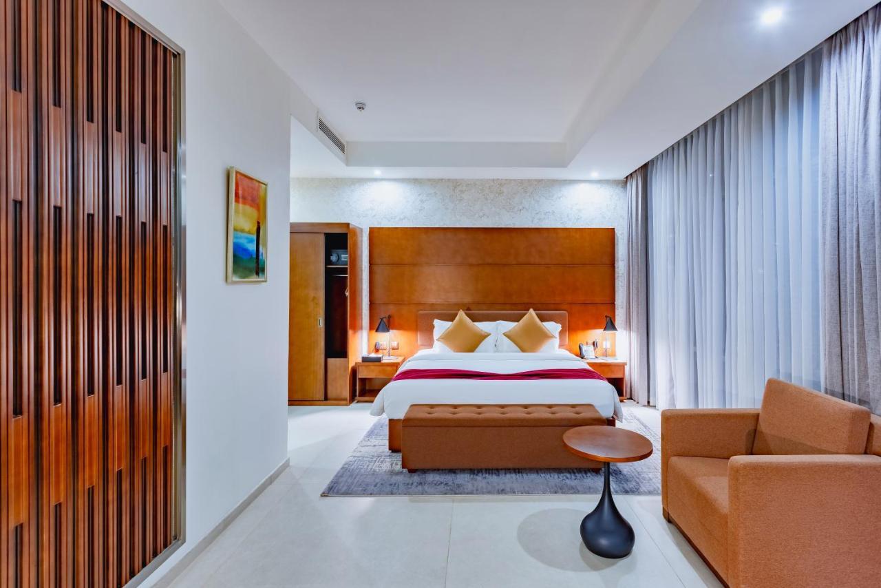 Alisa Hotel Tema Luaran gambar
