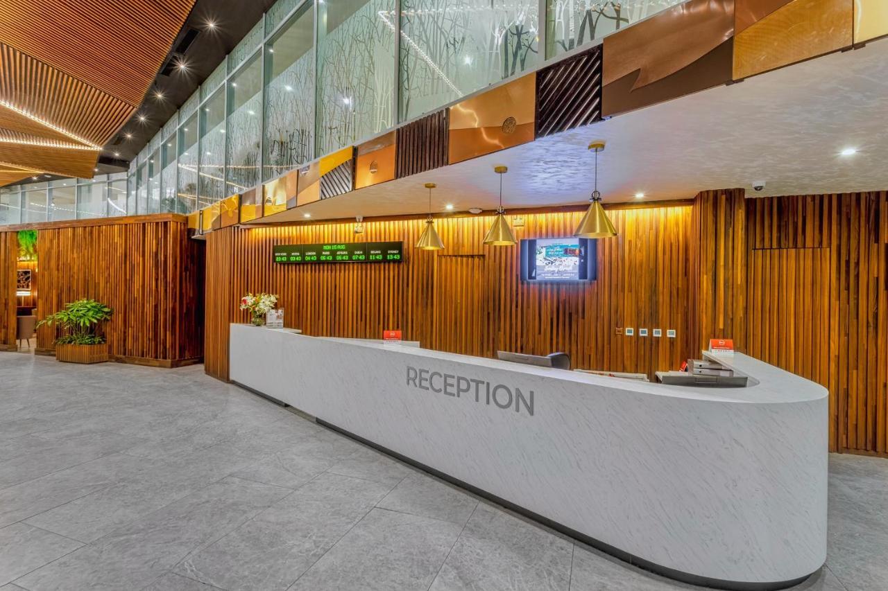 Alisa Hotel Tema Luaran gambar