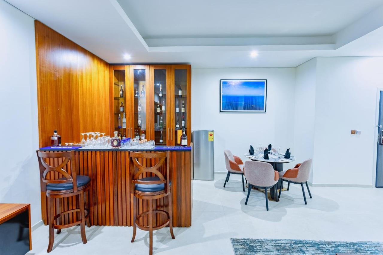 Alisa Hotel Tema Luaran gambar