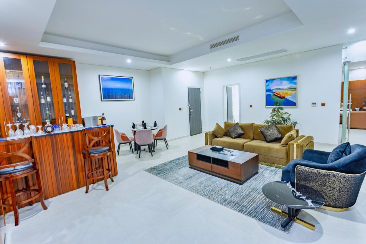 Alisa Hotel Tema Luaran gambar